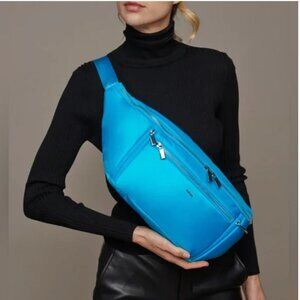 Caraa NWT Sling Bag Large Blue Italian Nylon Water Resistant